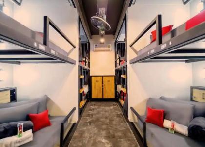 Episode 11 Hostel - 10