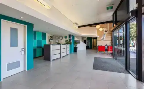 Quality Lincoln Green - 11