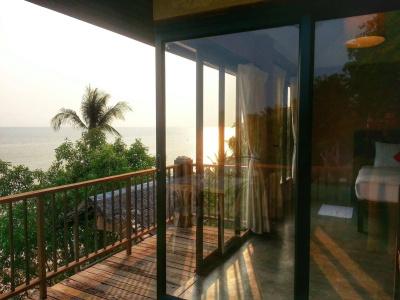 Blue Hill Beach Resort by Le Palais - 5