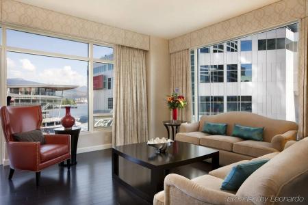 Fairmont Waterfront - 49