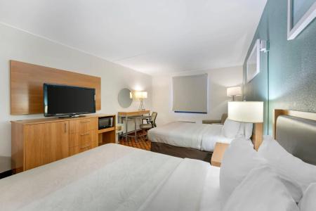 Quality Inn Riverview Enola-Harrisburg - 46