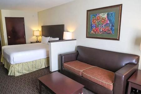 Oxford Suites Portland - Jantzen Beach - 51