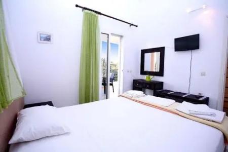 Dionisos Resort - 1