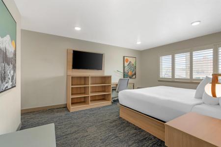 Best Western Plus Clocktower Inn - 177