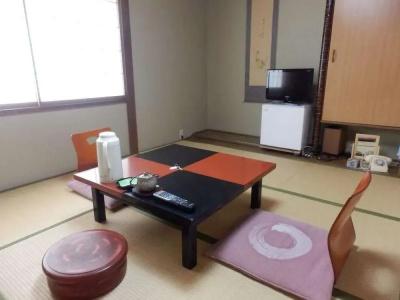 Kikunoya Ryokan - 2