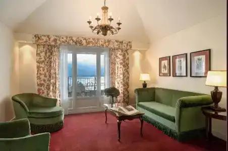 Grand Majestic - 66