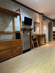 Phatchara Boutique - 131