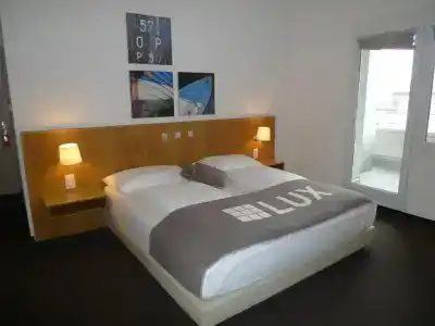 BusinessLux - 37