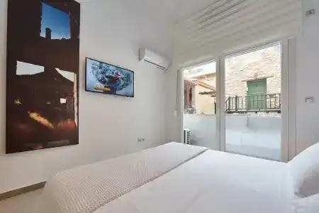 Athenian Residences - 162