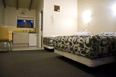 Middlemore - 3