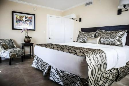 The Mutiny Luxury Suites - 14