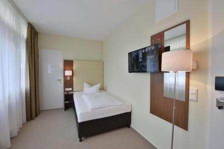 Invite Fulda City Hauptbahnhof - 15