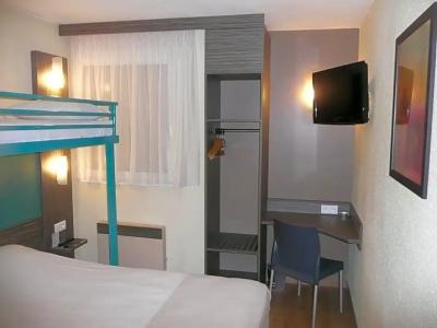 Kyriad Direct Est - 41