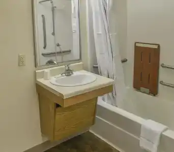WoodSpring Suites Houston I-45 Airtex - 7