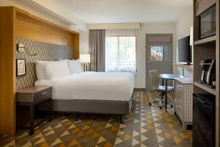 Holiday Inn, An Ihg - 115