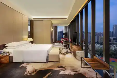 Hilton Guangzhou Tianhe - 3