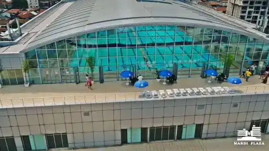 Mardi Plaza - 0
