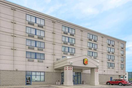 Super 8 by Wyndham - 28