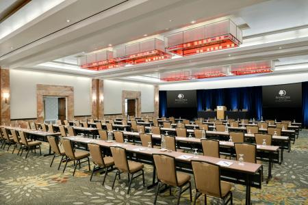 Doubletree by Hilton Los Angeles Downtown - 24