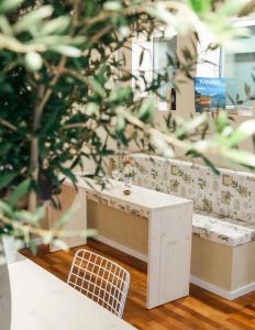 Town Wiesbaden - private living - 25