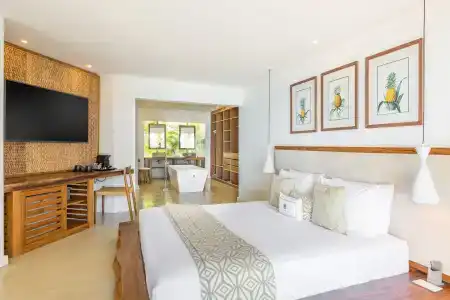 Seasense Boutique & Spa - 107