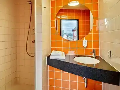 B&B Frankfurt Hauptbahnhof - 25