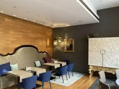 Graffit Gallery Design - 31