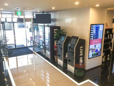 Livemax Premium Umeda East - 12