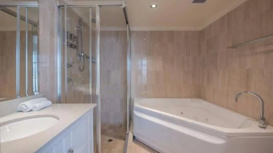 2nd Avenue Beachside - 9