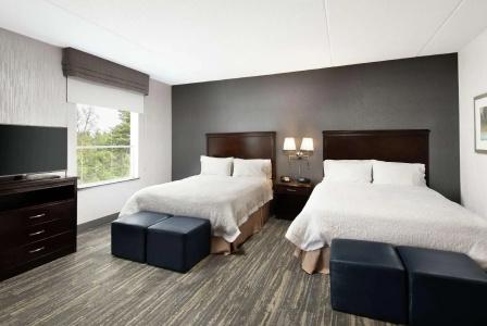 Hampton Inn & Suites by Hilton - 5