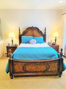Breakers Boutique Inn - 118
