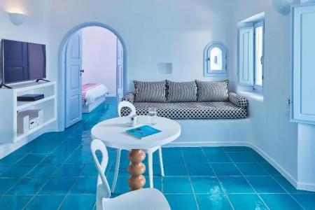Astra Suites - 255