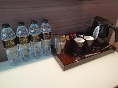 Amora Neoluxe Suites - 31