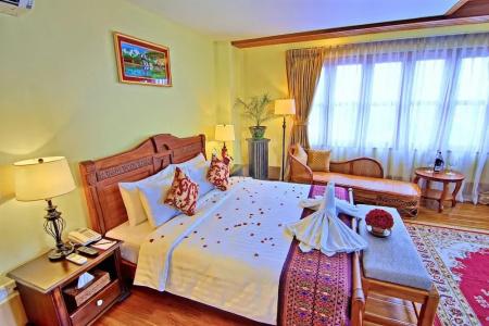 Shwe Ingyinn Mandalay - 63