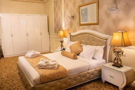 Paradise Inn Beach Resort - 1