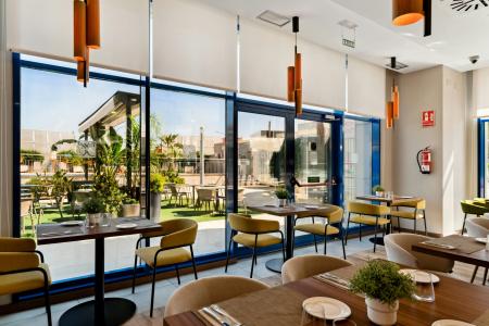 Hilton Garden Inn Sevilla - 32