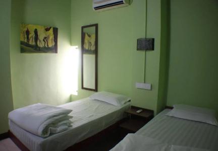 Birdnest Guesthouse, Gaia Rooftop Cafe - 4