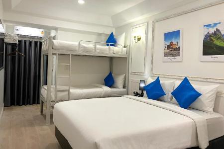 Travelier Hostel - 13