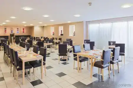 Holiday Inn Manchester West, An Ihg - 18