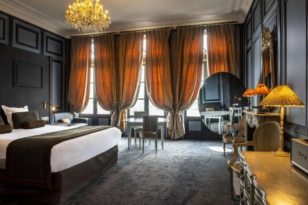 Best Western Le Cheval Blanc -Centre- Vieux Port - 167