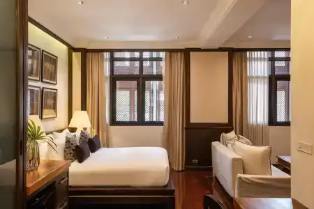 The Bridge An Eclectic Luxotel - 33