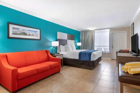Comfort Inn & Suites Daytona Beach Oceanfront - 60