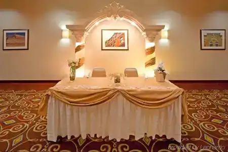 Holiday Inn Austin -Town Lake, An Ihg - 9
