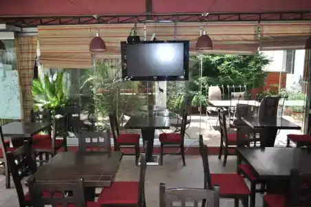 Vh Broadway Tirana - 15