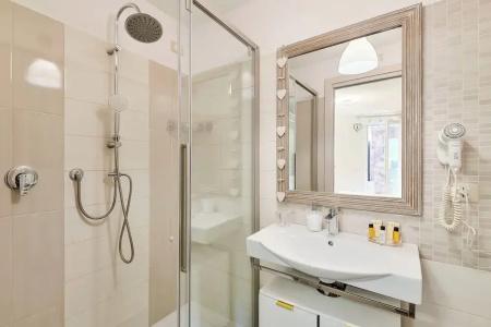 Dreams Guest House - 121