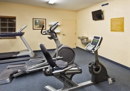 Candlewood Suites, an IHG - 25