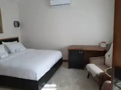 Waikiki - 1