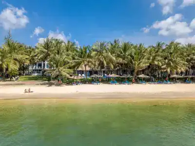 L'Azure Resort and Spa - 21