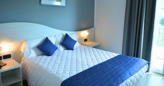 Carlton Riviera - 4