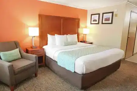 Comfort Inn Near Old Town Pasadena In Eagle Rock Ca - 8